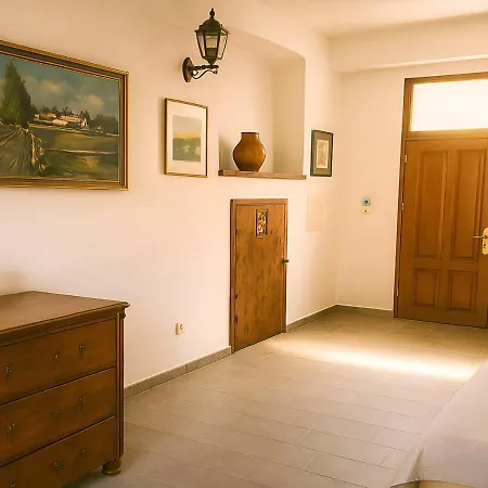 Holiday home Prazdninovy Dum - Bechyne